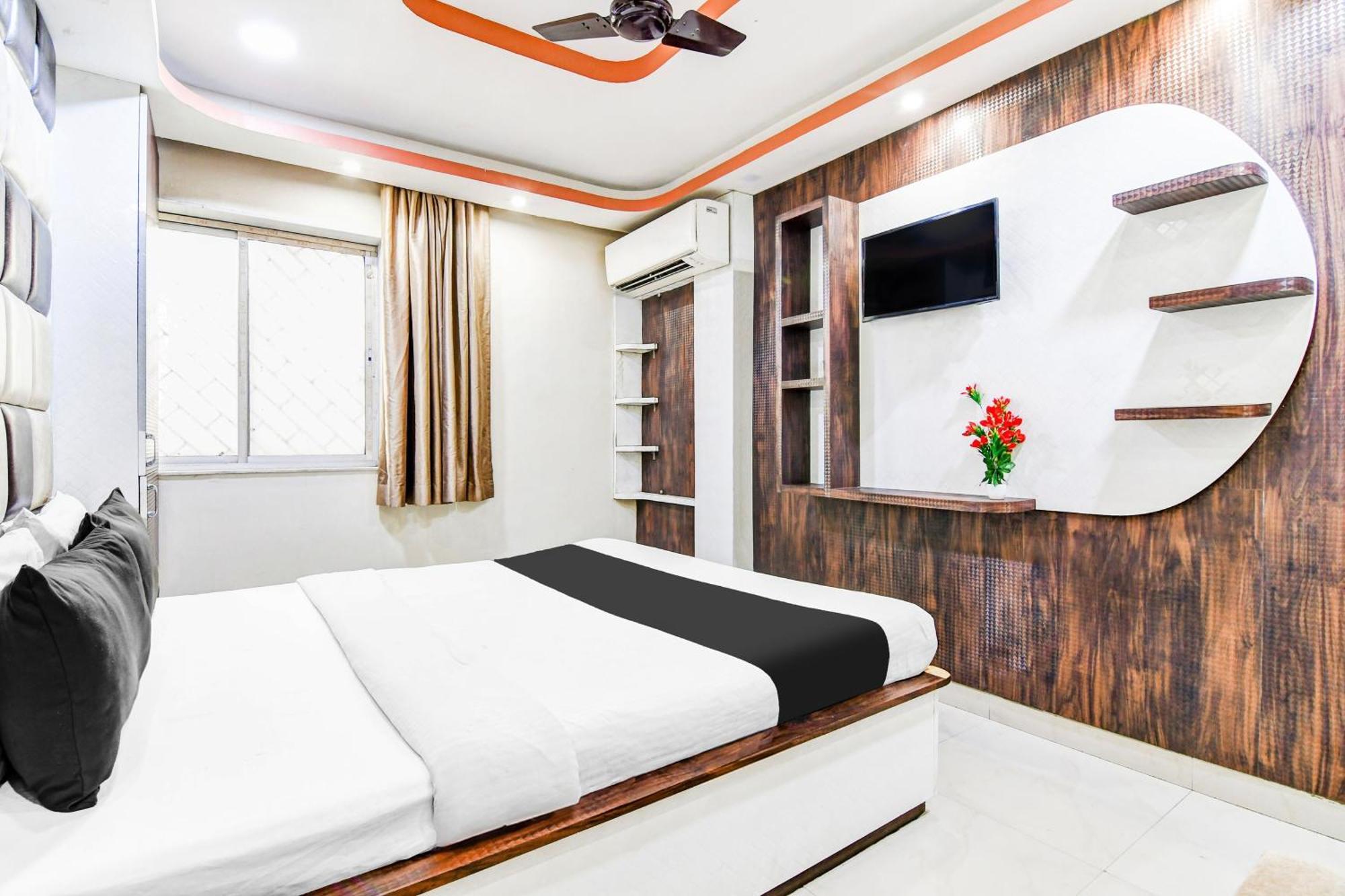 Super Hotel O Tagore Park Ruby Road Kolkata Bagian luar foto