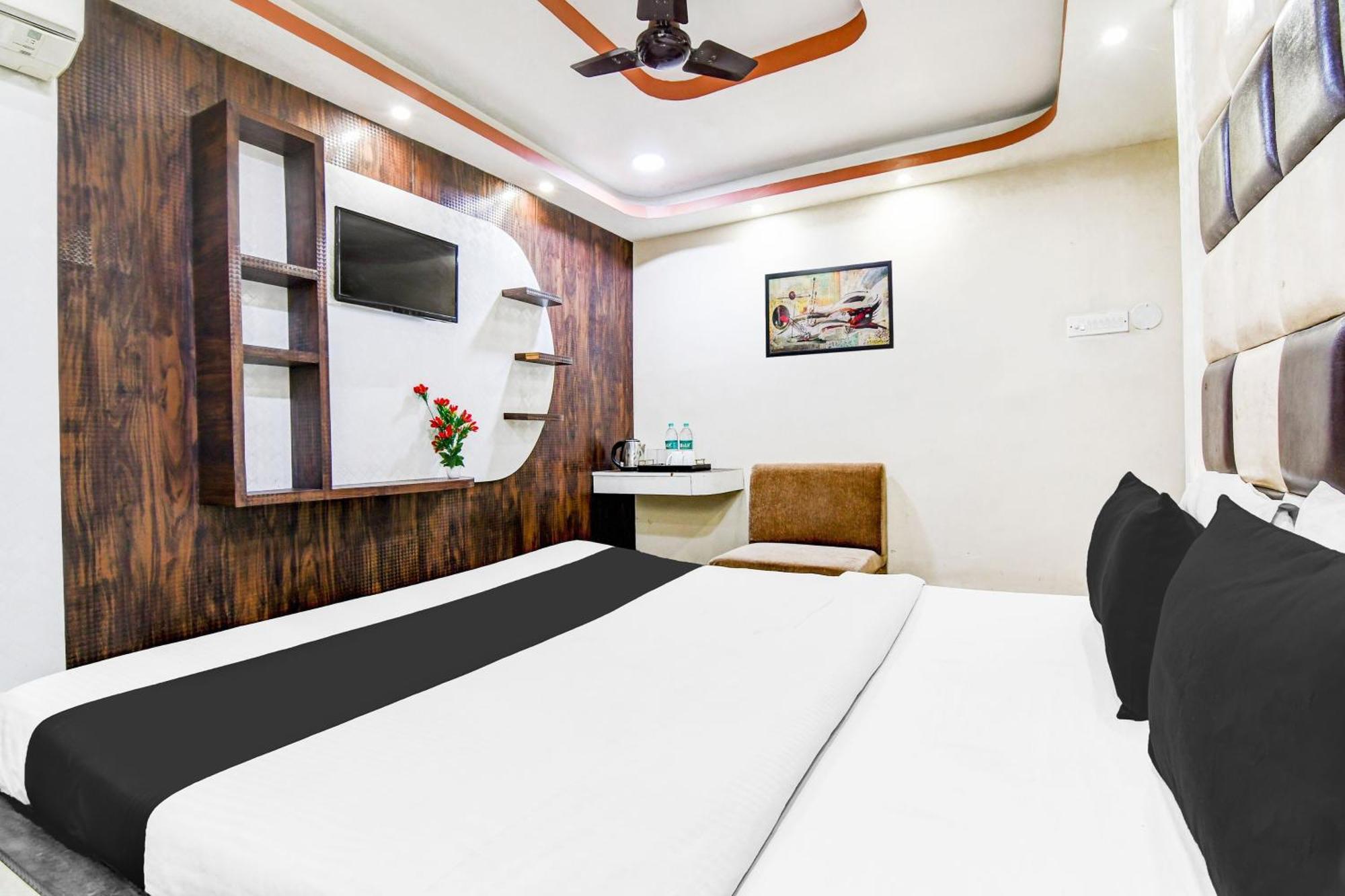 Super Hotel O Tagore Park Ruby Road Kolkata Bagian luar foto